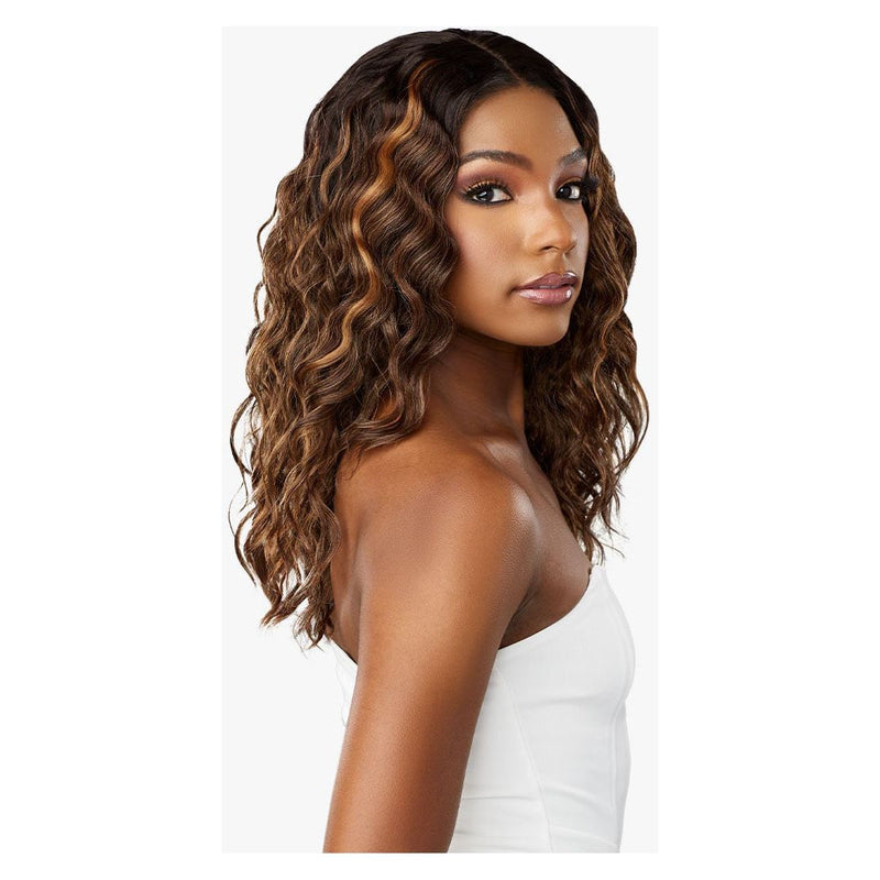 Sensationnel Butta Human Hair Blend HD Lace Front Wig - Loose Curly 18"