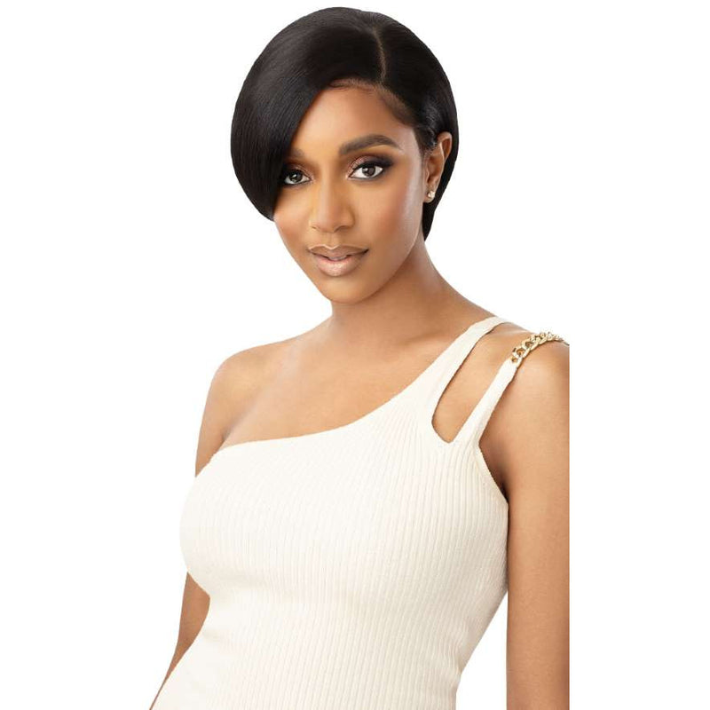 Outre Perfect Hairline 13" x 4" Fully Hand-Tied Synthetic HD Lace Frontal Wig - Luxy